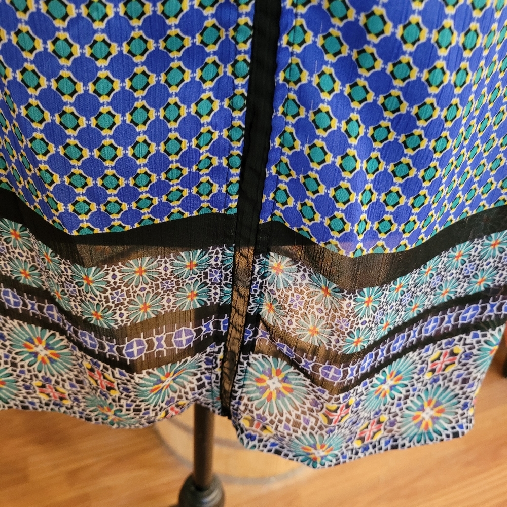Blouse - Picture 2 of 5